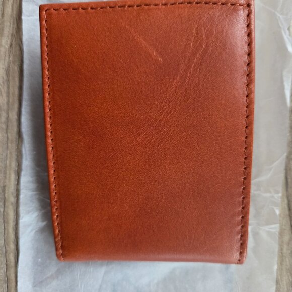 NWT authentic Dooney and Bourke 2 fold wallet - Picture 7 of 7